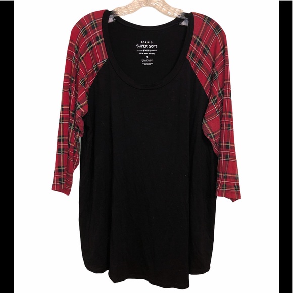 Torrid Black & Red Plaid Sleeve Raglan Shirt Sz 1